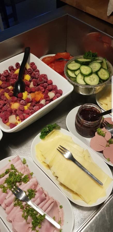 Lentaevae Kalakukko -Veturi B&B Kuopio Luaran gambar
