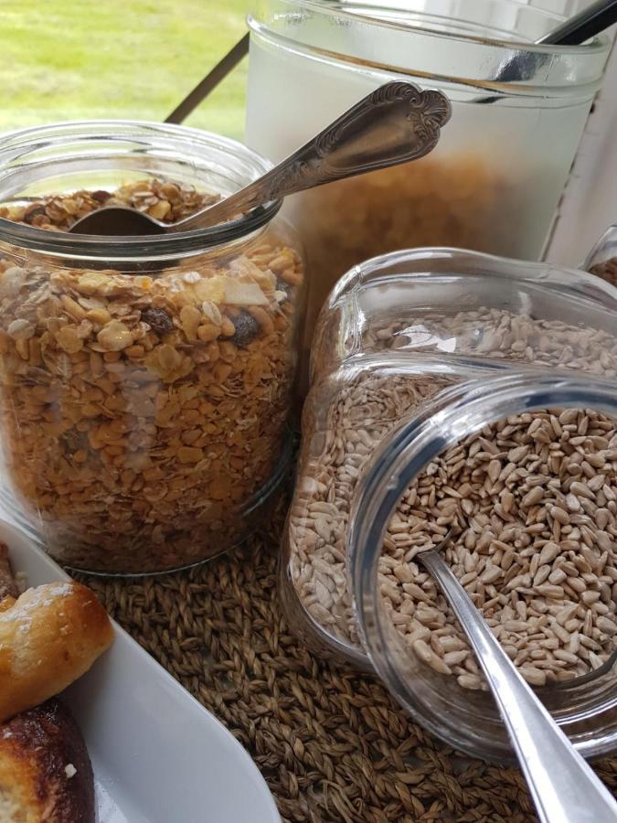 Lentaevae Kalakukko -Veturi B&B Kuopio Luaran gambar