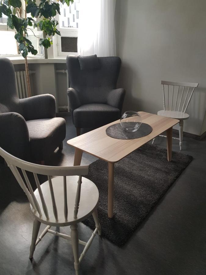 Lentaevae Kalakukko -Veturi B&B Kuopio Luaran gambar